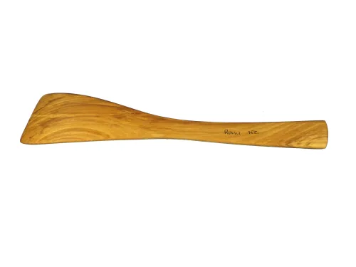 Back view of Rimu spatula